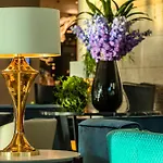 Intercontinental By Ihg Hotel 5*
