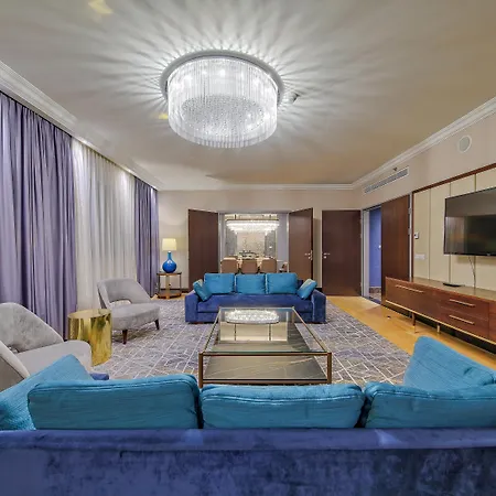 Intercontinental By Ihg 5*
