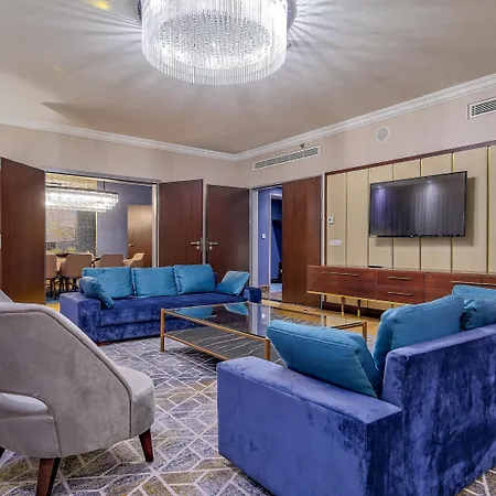 Intercontinental By Ihg 5*