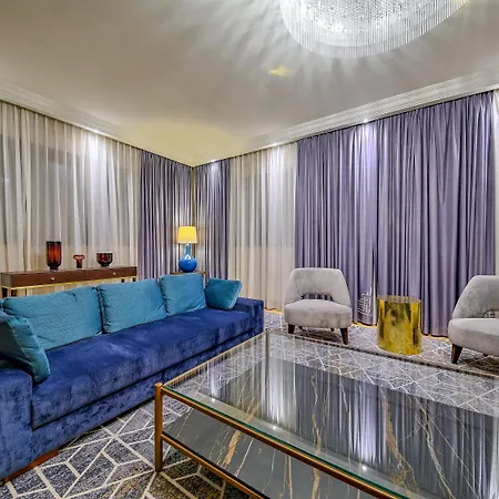 Intercontinental By Ihg 5*