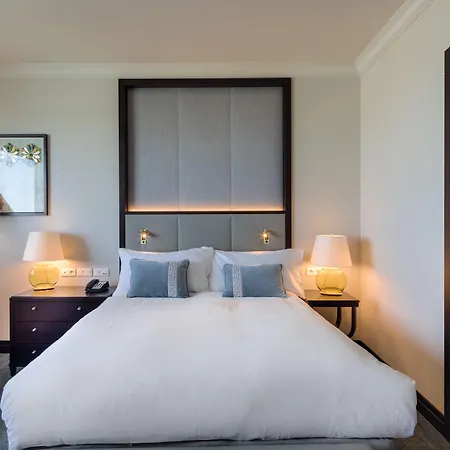 Intercontinental By Ihg