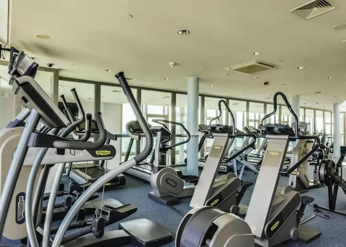 Intercontinental By Ihg Otel Varşova