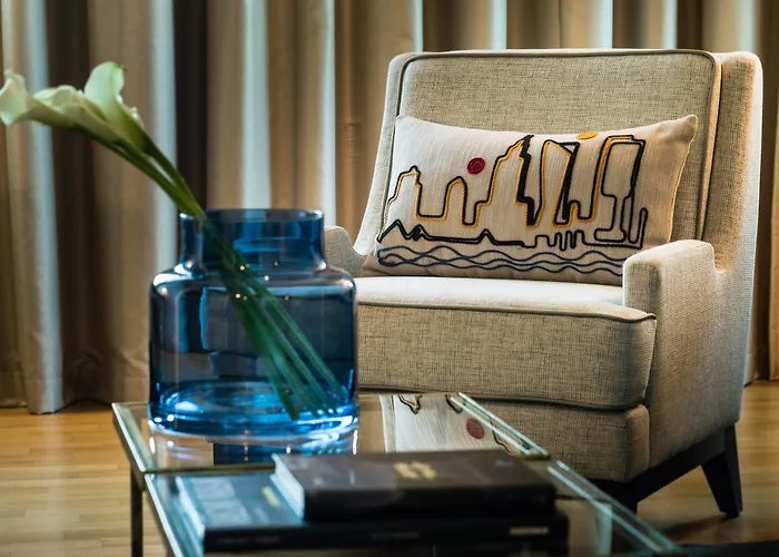 Intercontinental By Ihg Otel