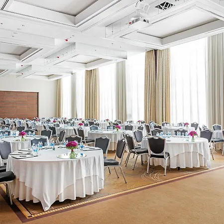 Intercontinental By Ihg Hotell Warszawa