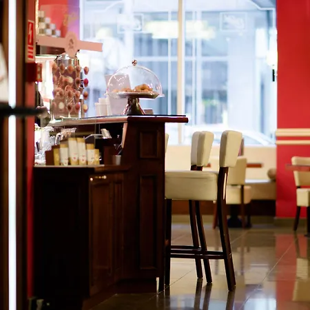 Intercontinental By Ihg Hotel 5*