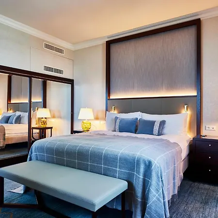 Intercontinental By Ihg 5*