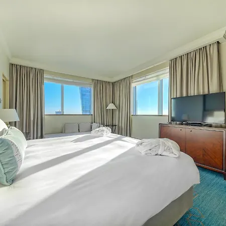 Intercontinental By Ihg Hotel 5*