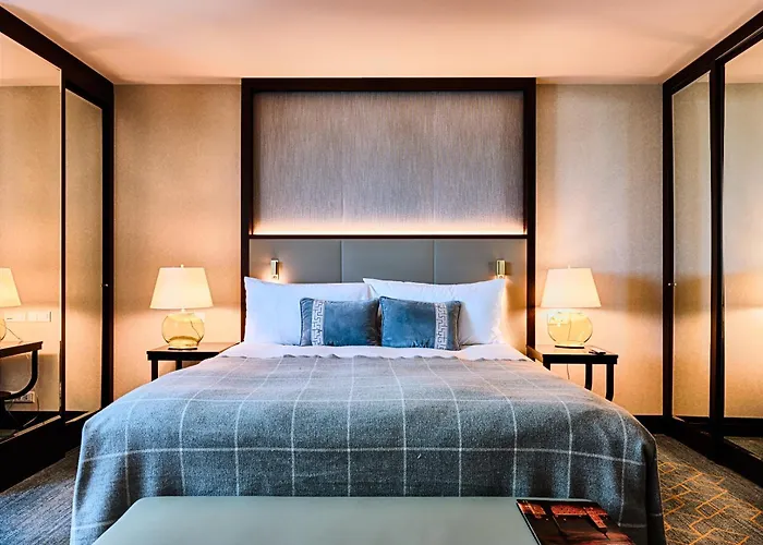 Intercontinental By Ihg Hotel 5*