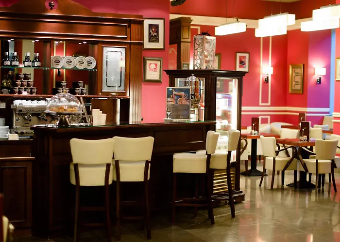 Intercontinental By Ihg 5*