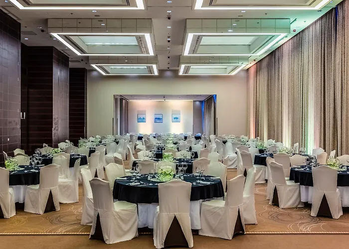 Intercontinental By Ihg Hotel Warschau