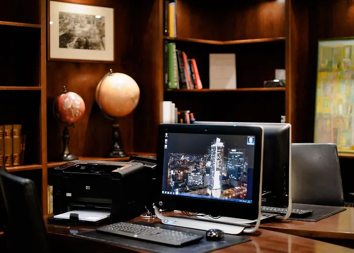 Intercontinental By Ihg Hotel