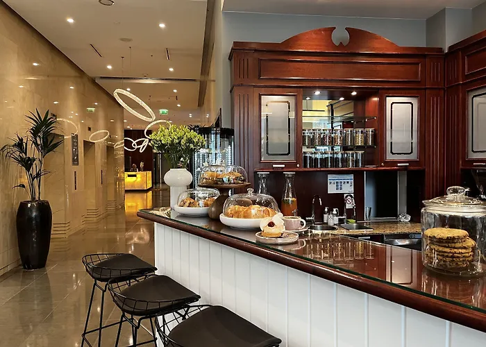 Intercontinental By Ihg Hotel 5*