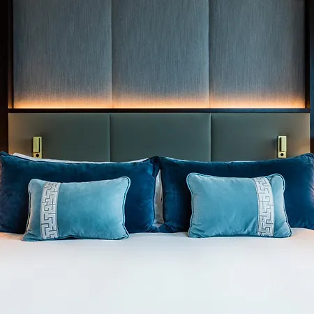 Intercontinental By Ihg Hotel 5*