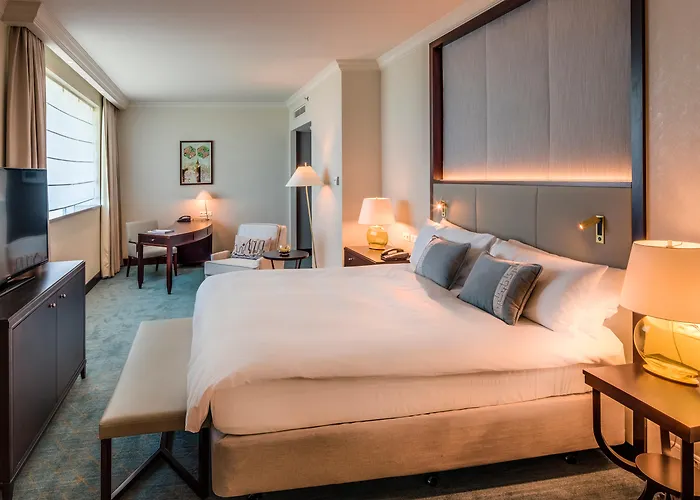 Intercontinental By Ihg Hotell 5*